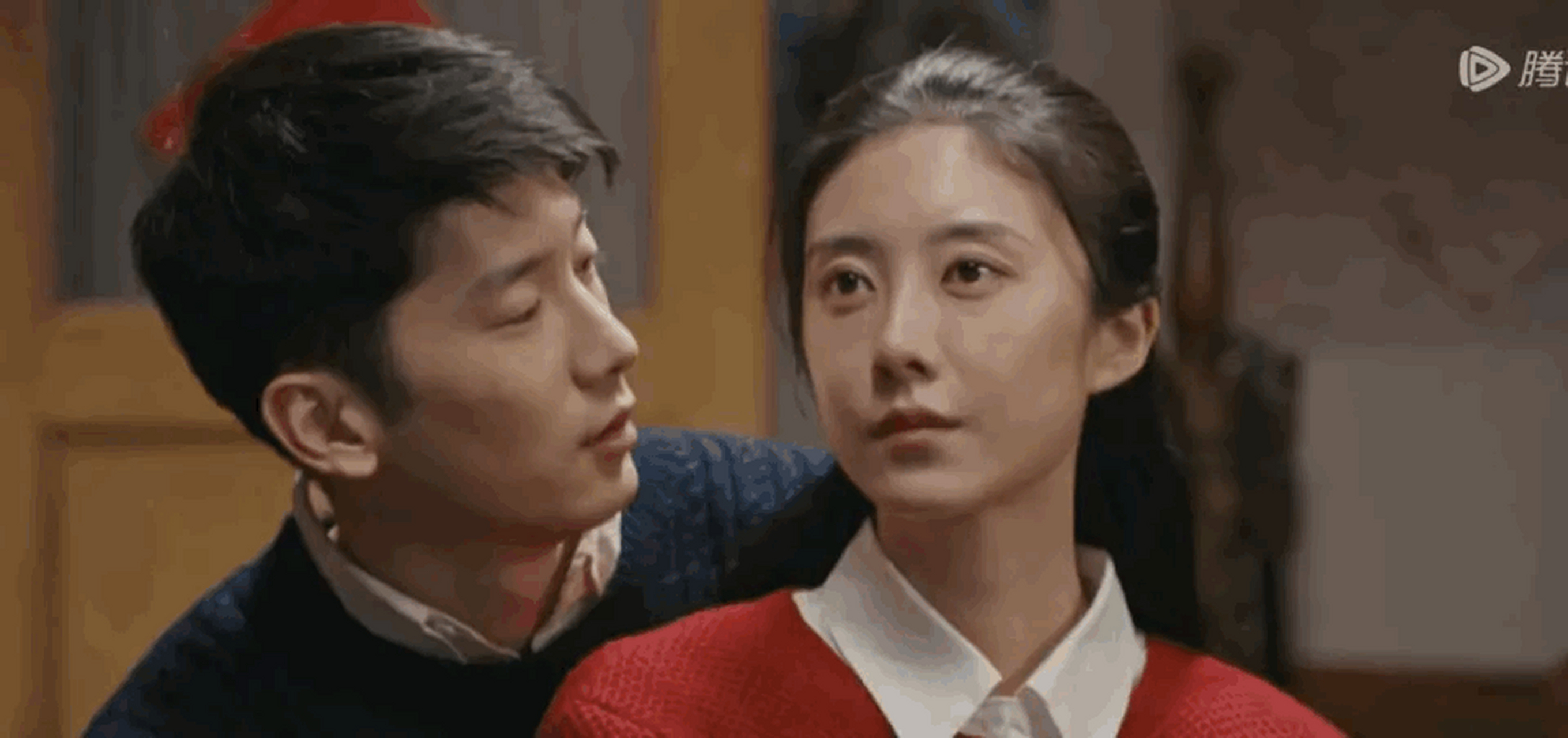 喜欢一个人的眼神是藏不住的,不喜欢也是[三哈][三哈]