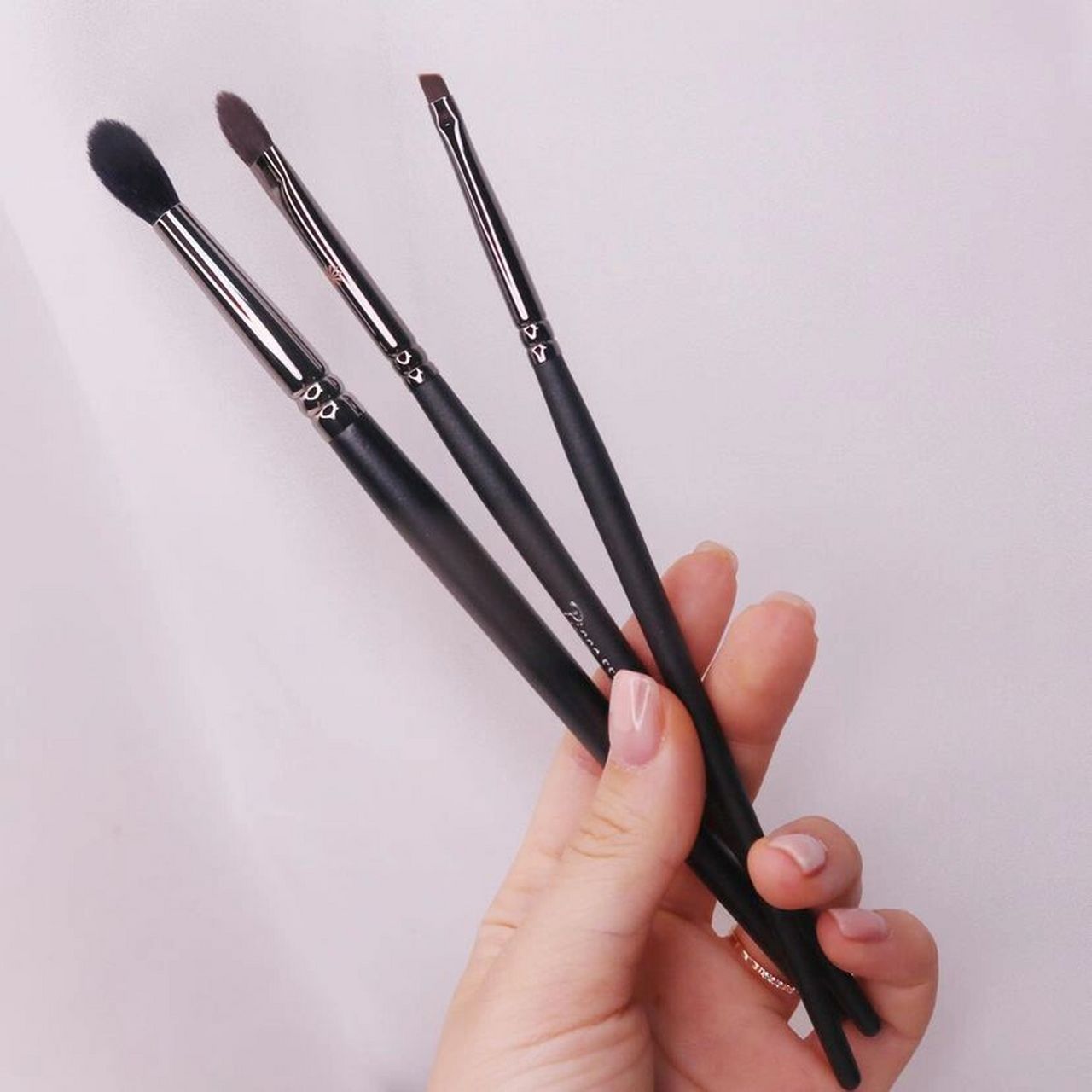 224 水滴型羊毛眼影刷眼窝鼻影 207a松鼠毛小号扁平尖头眼影刷自然