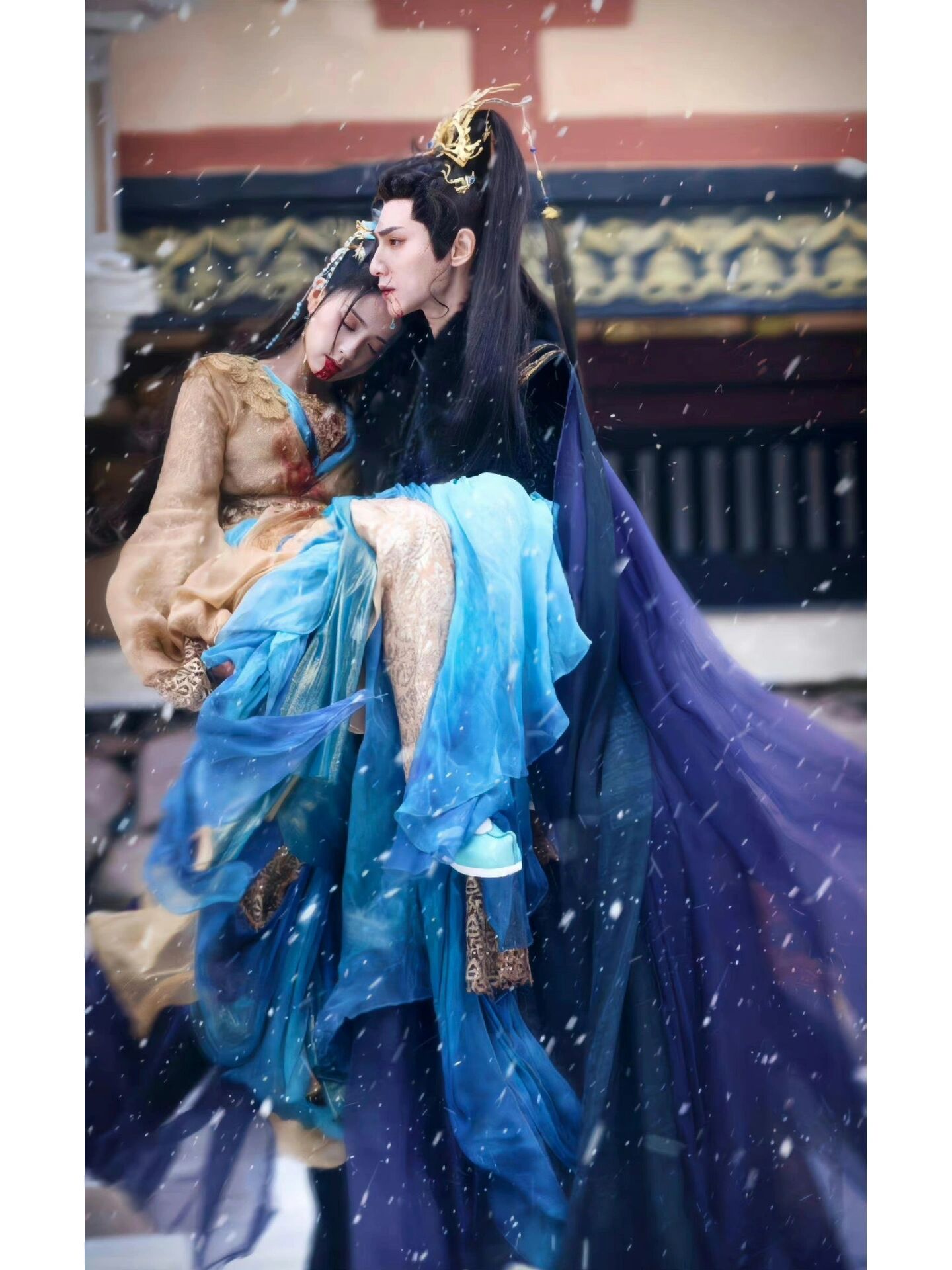 长月烬明壁纸 私我拿原图呀!