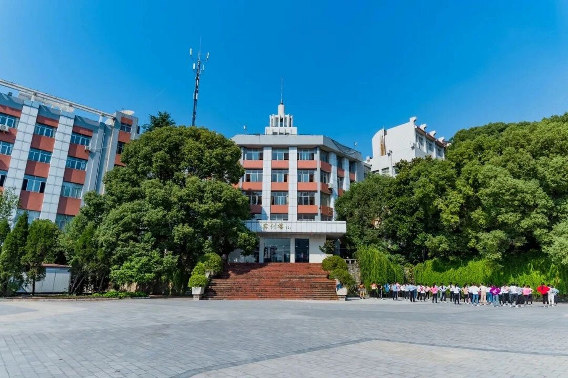 湖北探校/湖北三峡职业技术学院 湖北三峡职业技术学院是经湖北省人民