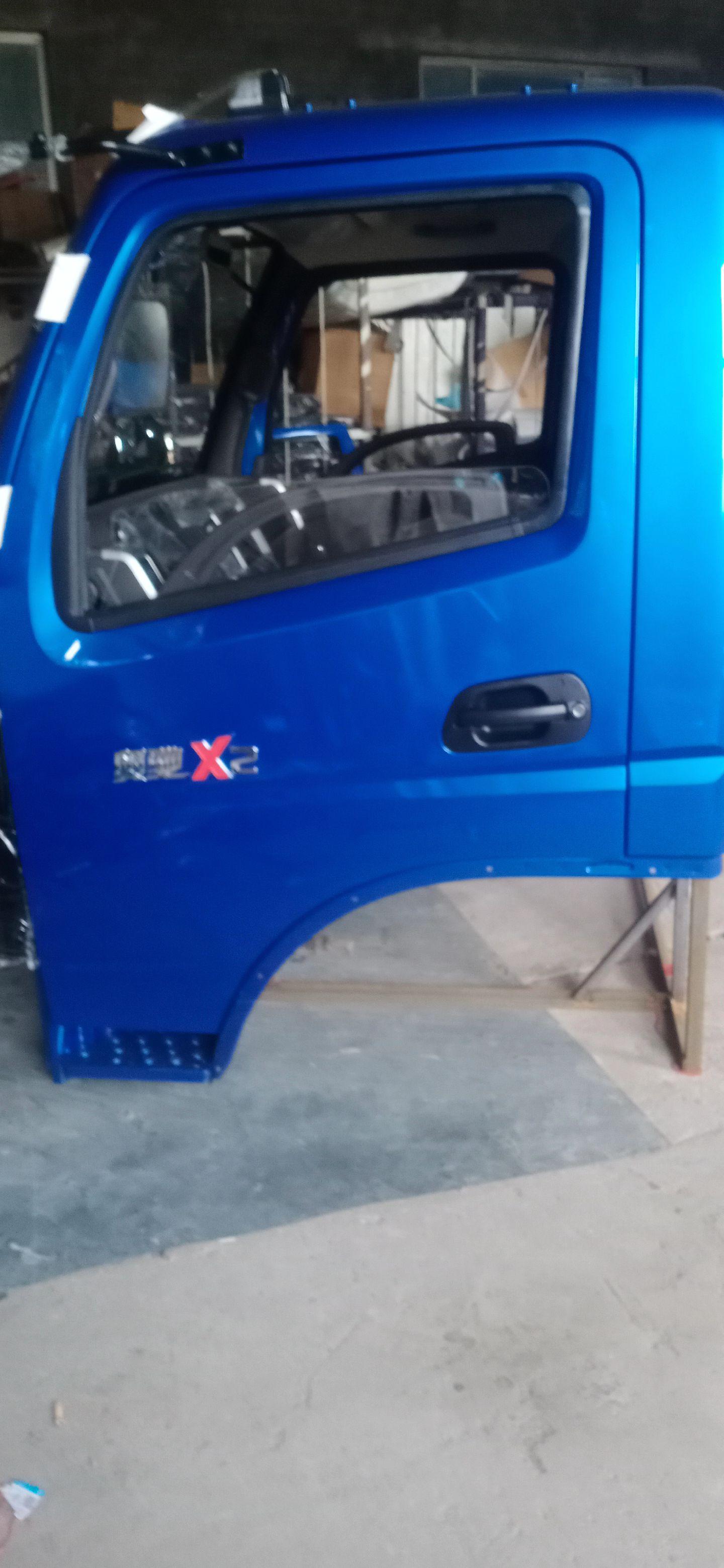 五征奥驰x2驾驶室总成一早装车,五征奥驰汽车配件,配件大全