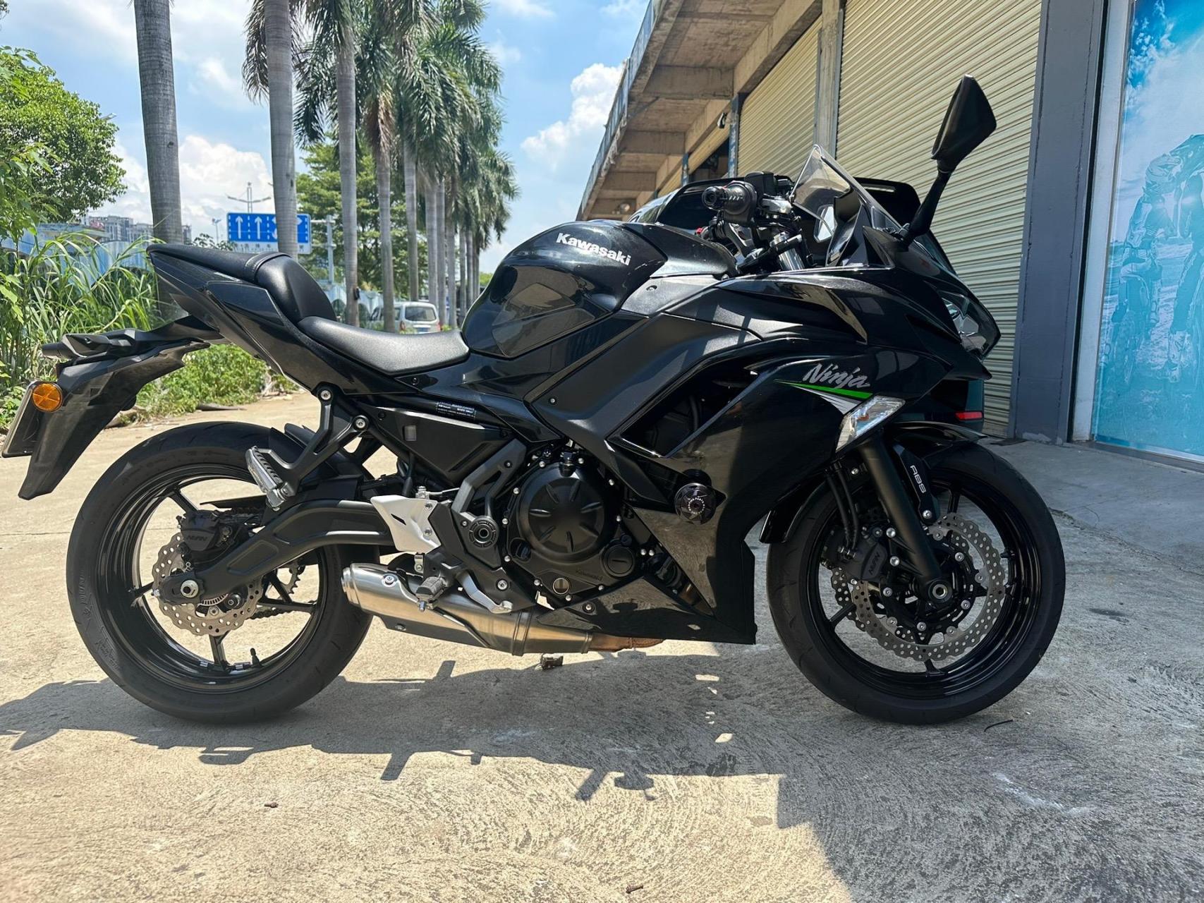 川崎ninja650.21年一首户 8600公里 全车无任何瑕疵