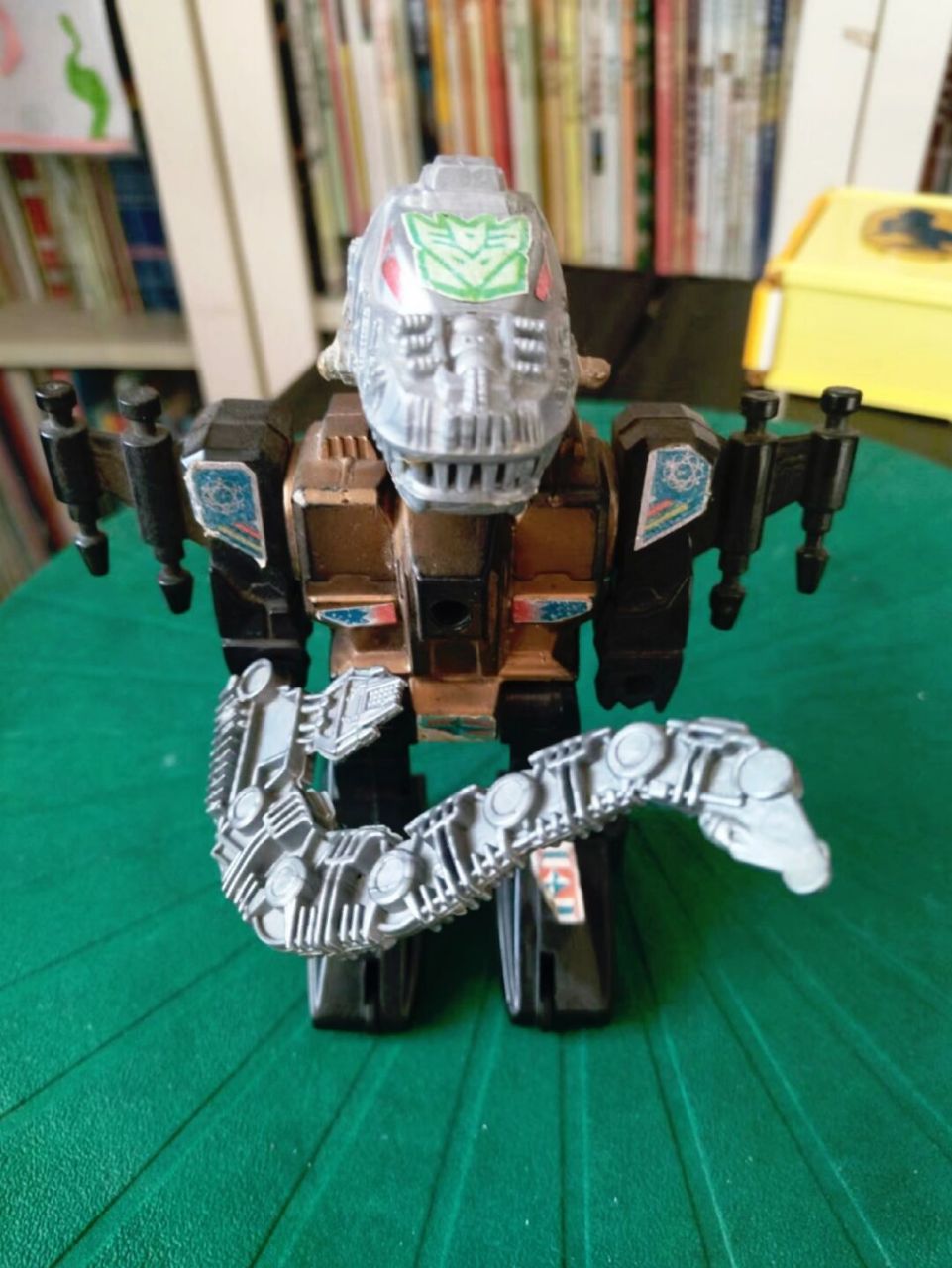 秒回童年的玩具,弹跳战士 还记得这款钢索的头,上