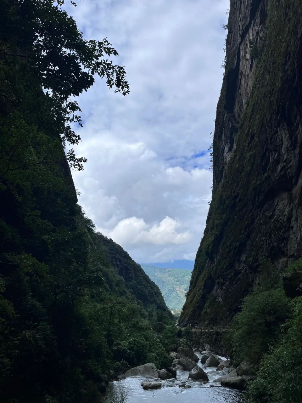 大理|打卡小众景区|漾濞石门关攻略 石门关位于漾濞县,距离大理市区