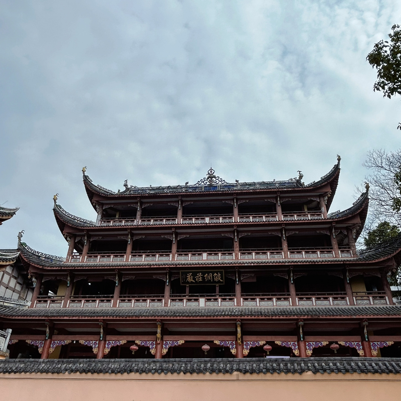 重庆南山爬山攻略|小众路线|上新街地铁站 攻略线路:93上新街地铁站