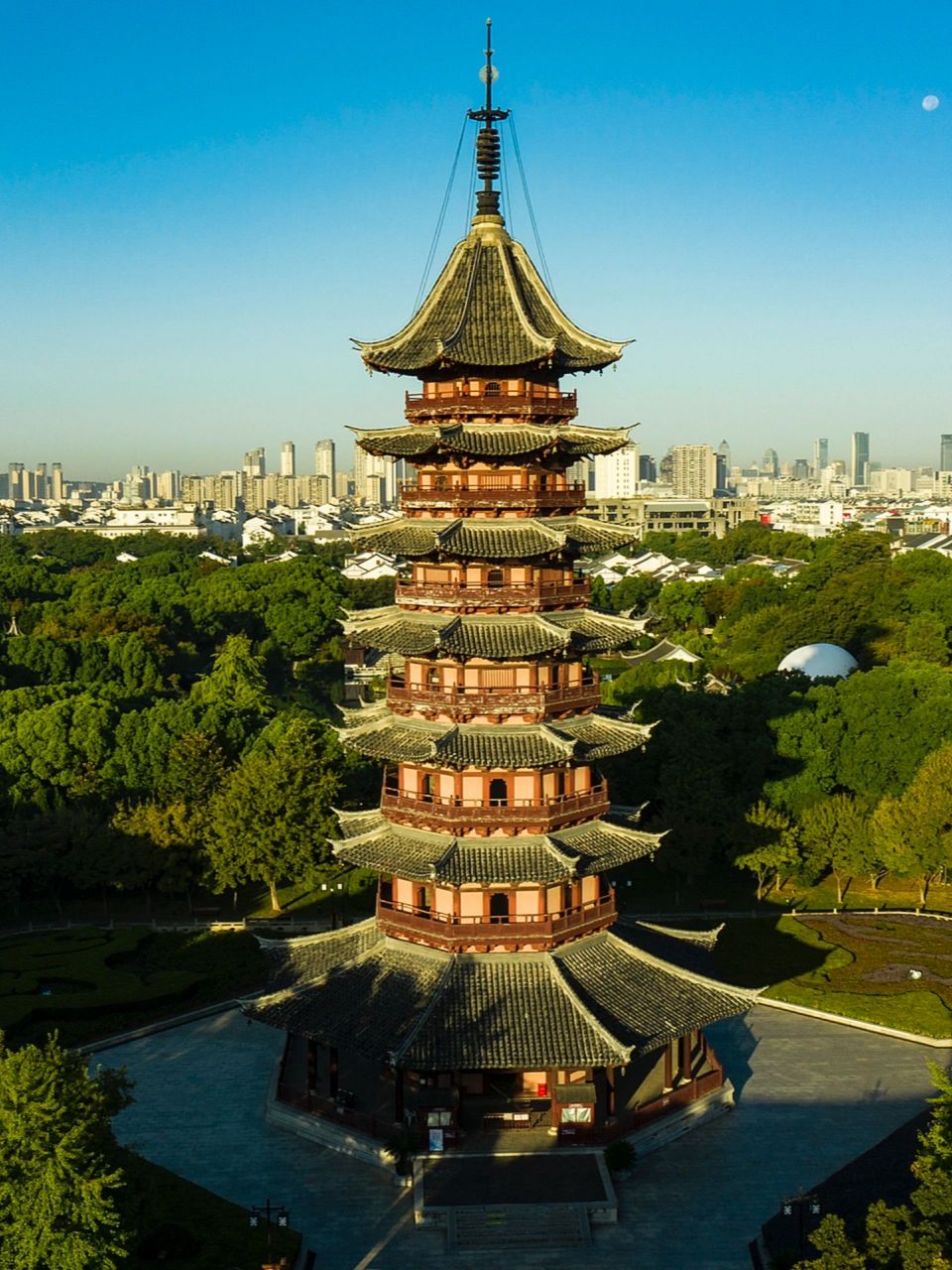 古建筑|苏州瑞光塔(北宋) 苏州瑞光塔位于苏州城南盘门景区内,根据塔