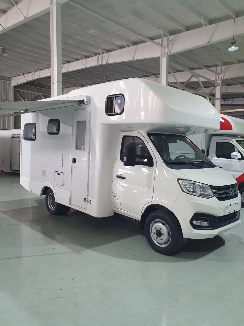 68w买的长安c型亲民版旅居房车 长安汽油1.6l标配版 尺寸:5.