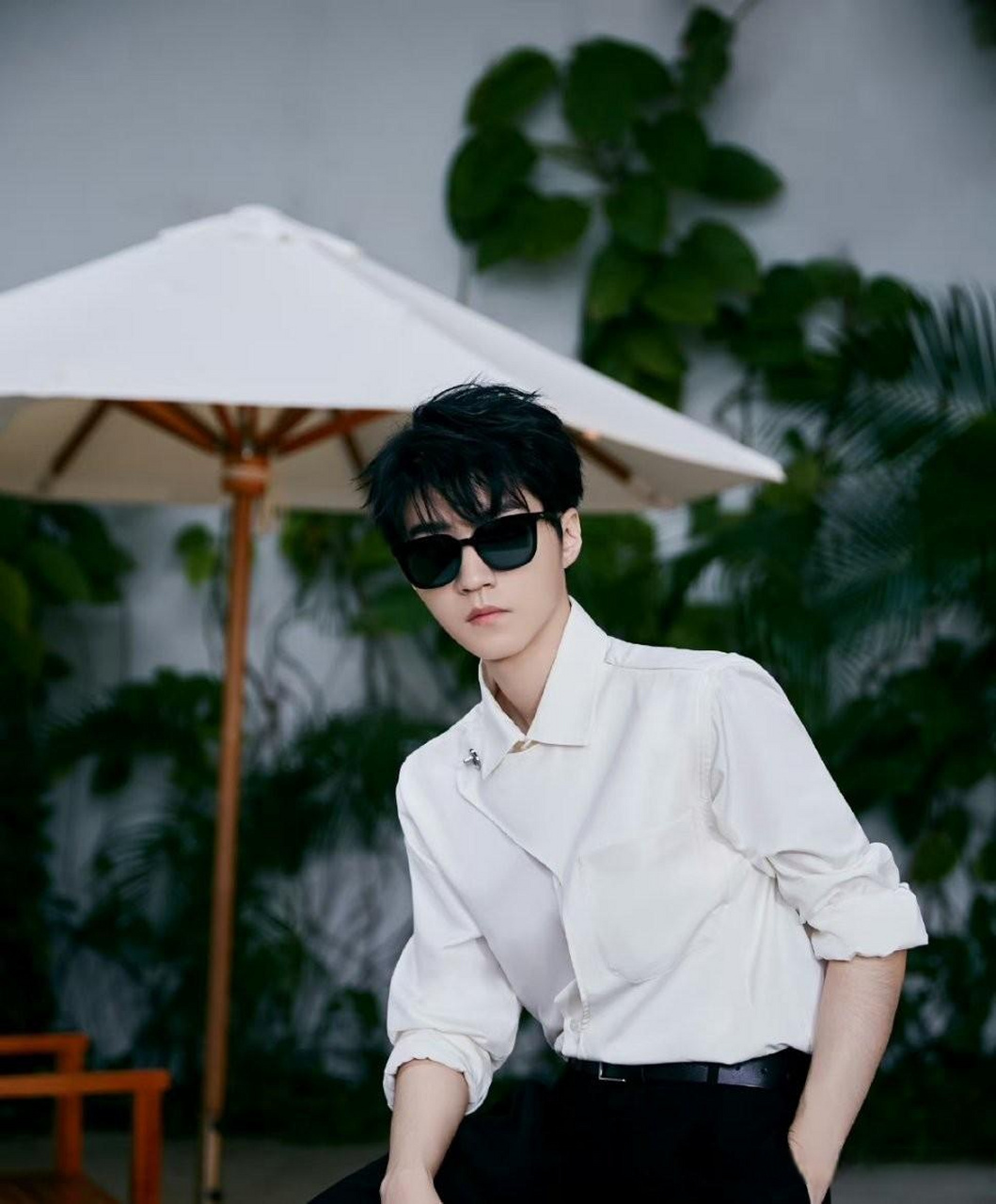 【网传2023芭莎慈善晚宴名单】 肖战 赵丽颖 迪丽热巴 张艺兴 杨颖