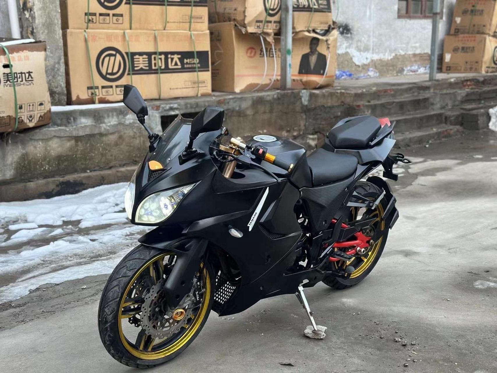 最新到货 小忍者北极光单缸250 最高配 倒置减震 铝合金上联板 分离手