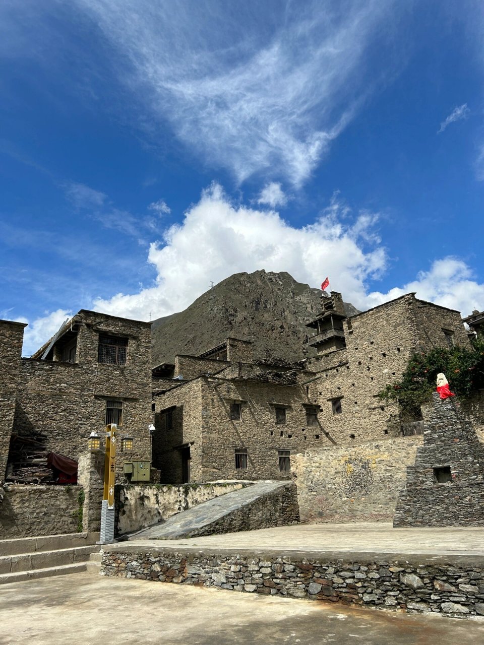 川西阿坝自驾游|桃坪羌寨 99黄渤电影《杀生》取景地:桃坪羌寨 99