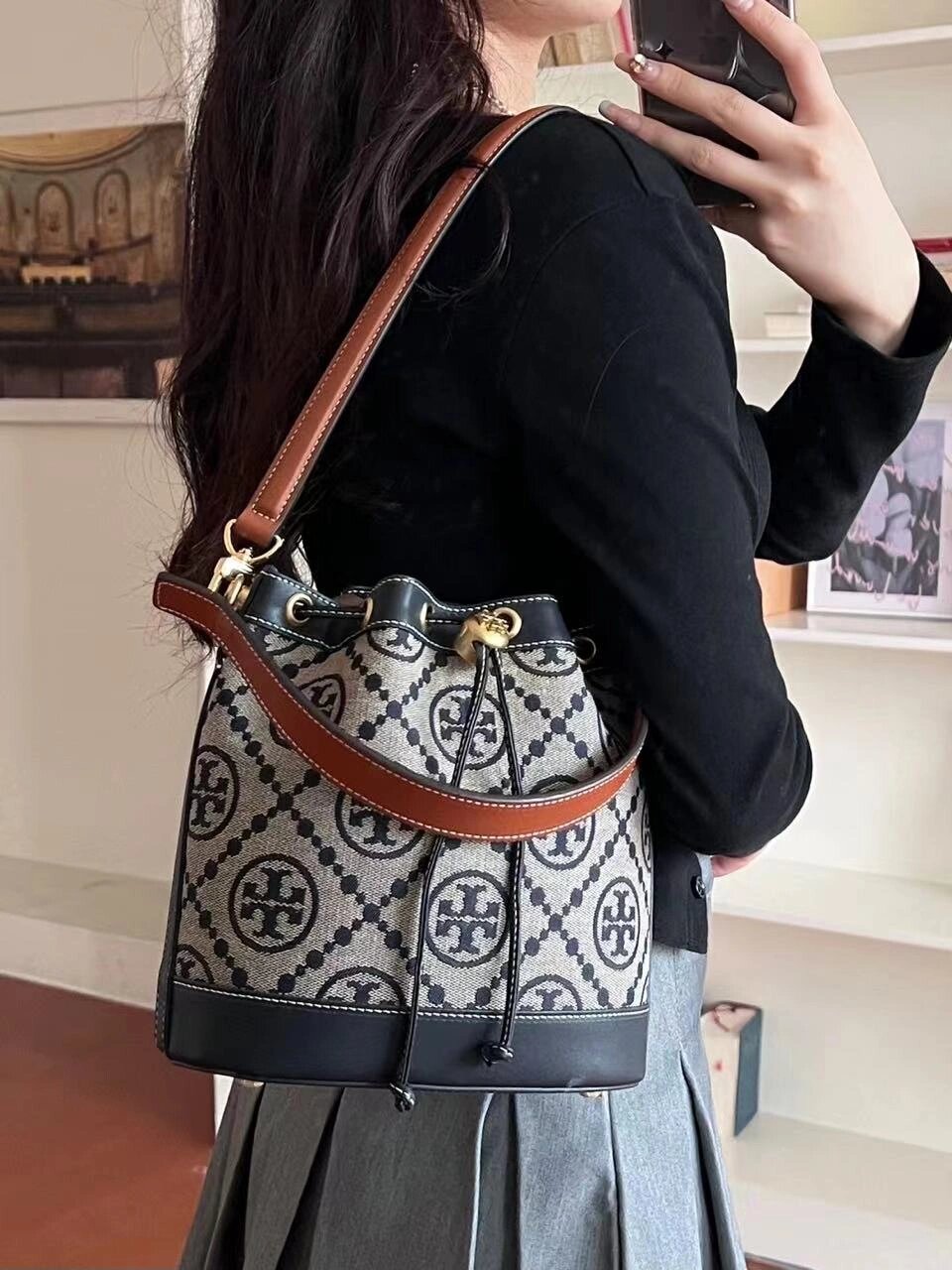 tb水桶包气质腋下背 这种背法太绝了!