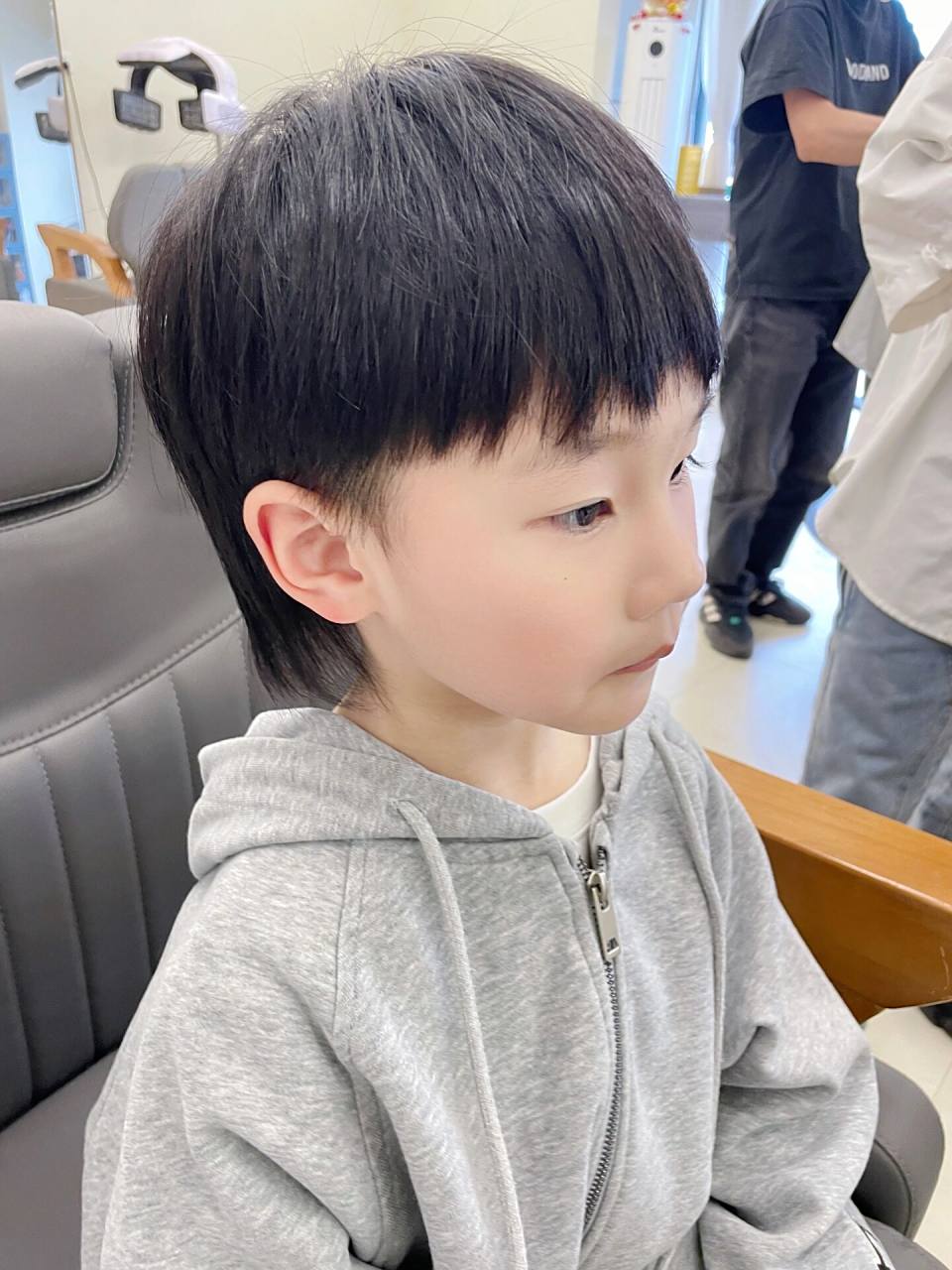 从小狼尾到小碎盖 | 男童夏季发型 家里老人已经看不惯很久的小狼尾