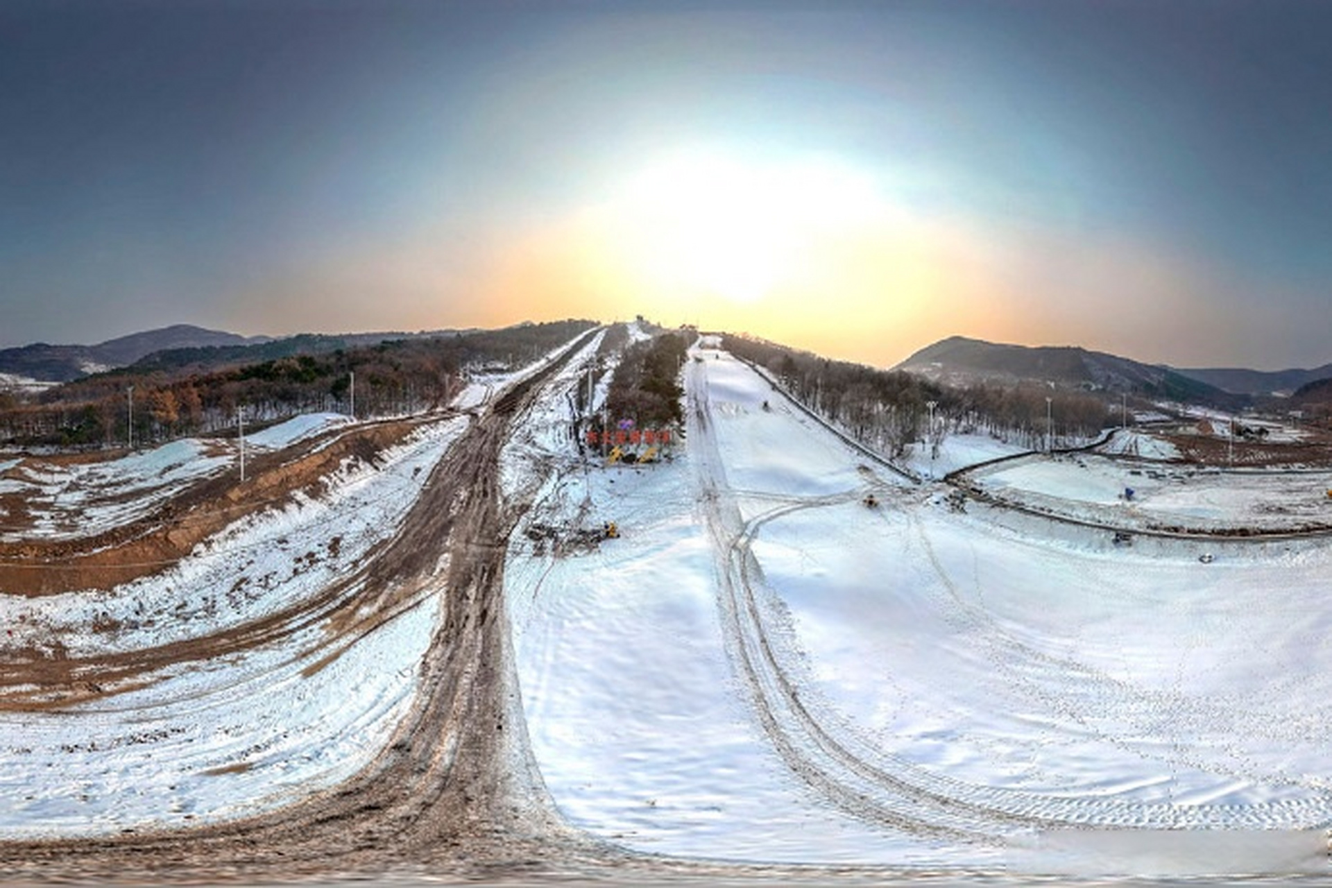 铁岭金峰小镇滑雪场图片