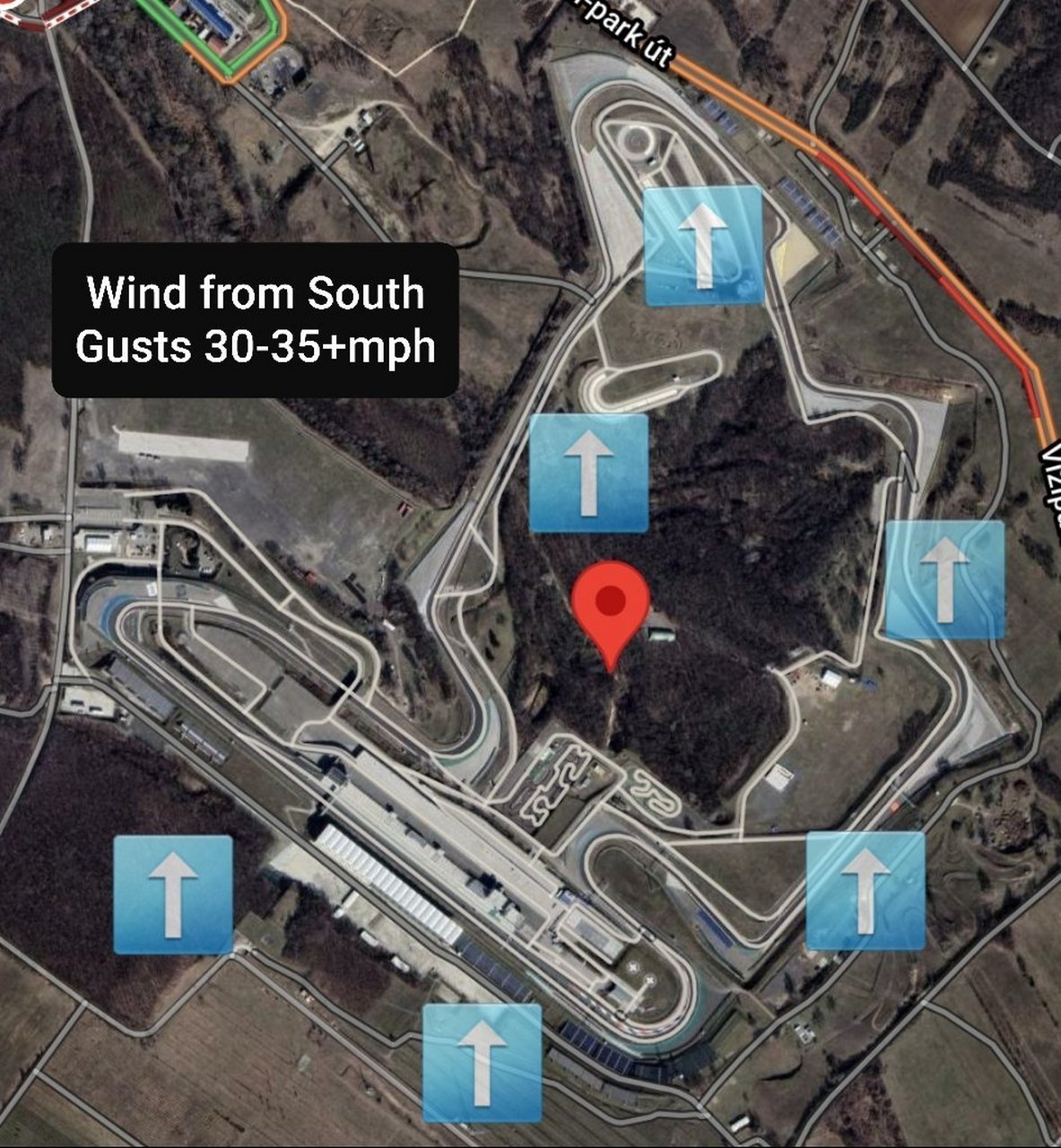 f1# 亨格罗林赛道来自西-南方向的强风.