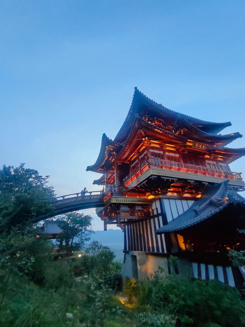宜兴阳羡溪山小镇,梦幻飘渺大唐盛世 一日游,人少景美,景区还有罗森和