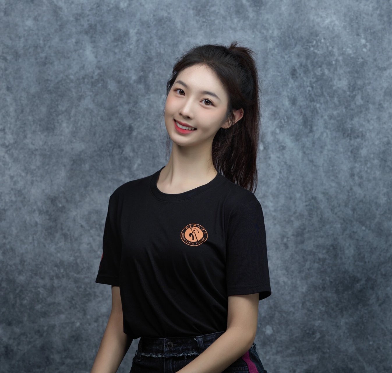 顶不住了 北舞美女也太多了 给我整容貌焦虑了