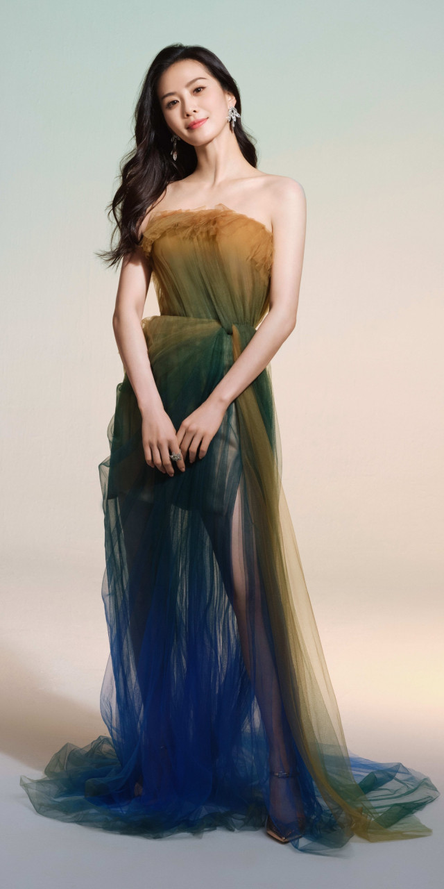 刘诗诗壁纸精选:天鹅颈美背系列写真图集