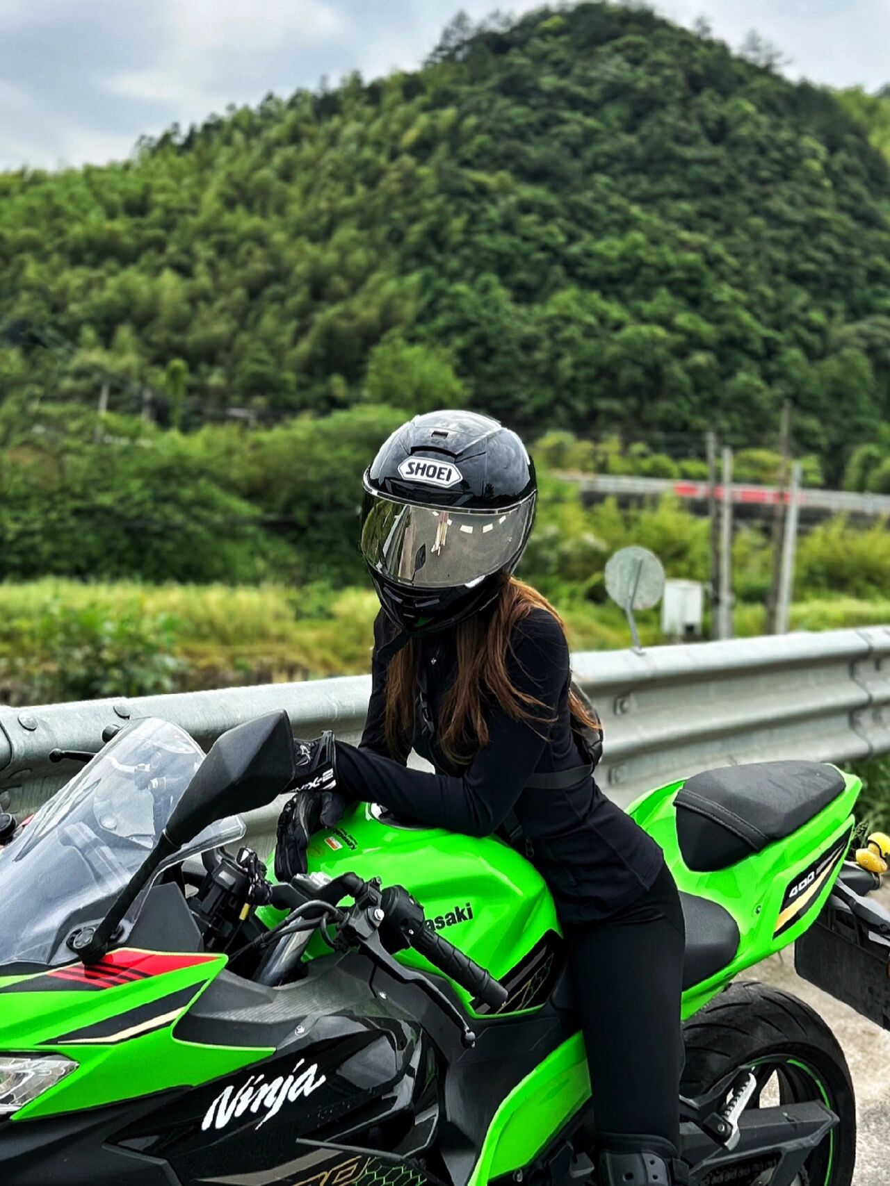 机车|川崎ninjia400真的很适合女生 今天主要是记录一下第一次0速倒车