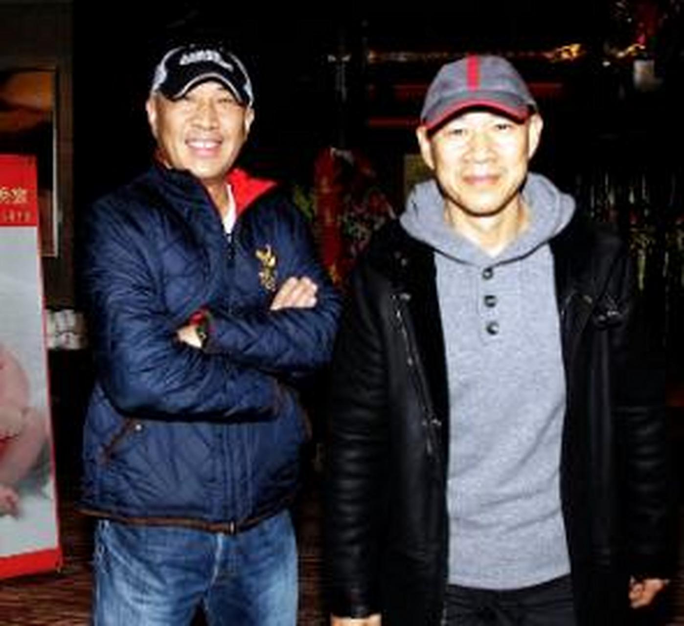 有一次,石兆琪和张丰毅去欧洲旅游,张丰毅当翻译,一回国,石兆琪就不