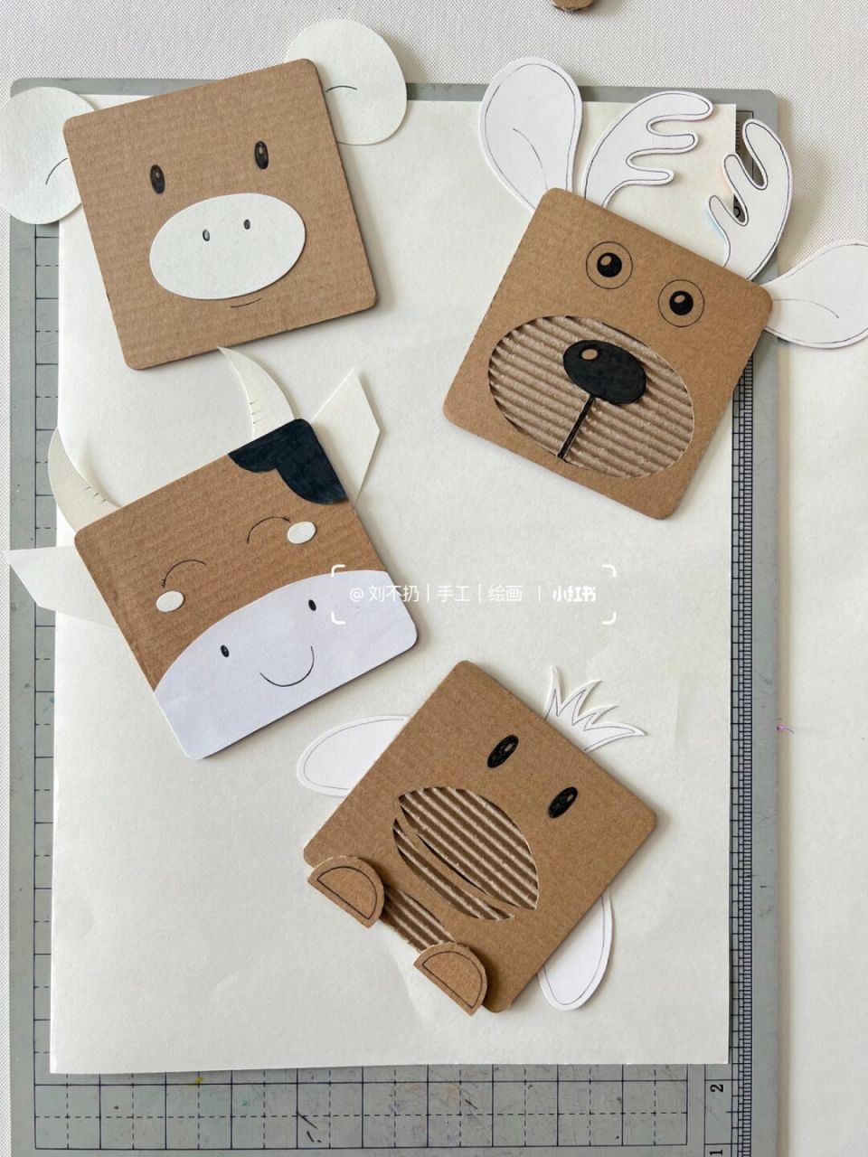 纸皮画# #废物利用# #手工废物利用# #创意美术# #手工diy# #瓦楞