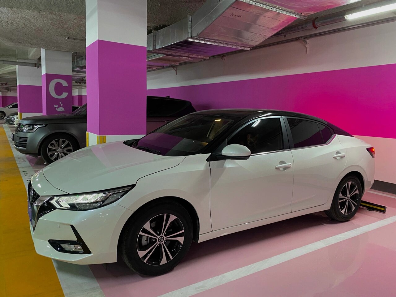 14代轩逸黑顶yyds!