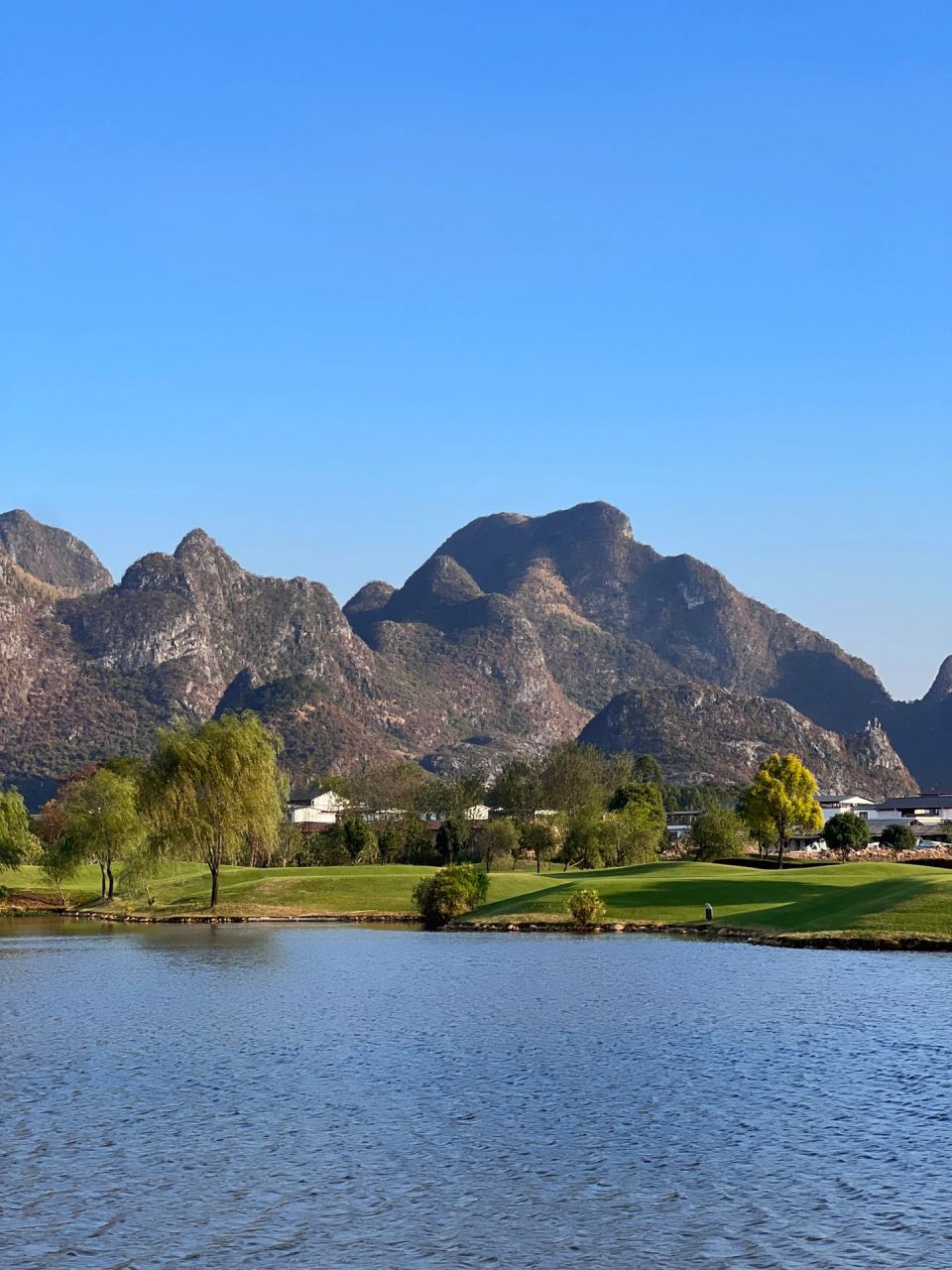 桂海晴岚 闭眼按快门都美到失语程度 99地点:桂林市-七星区-航天路