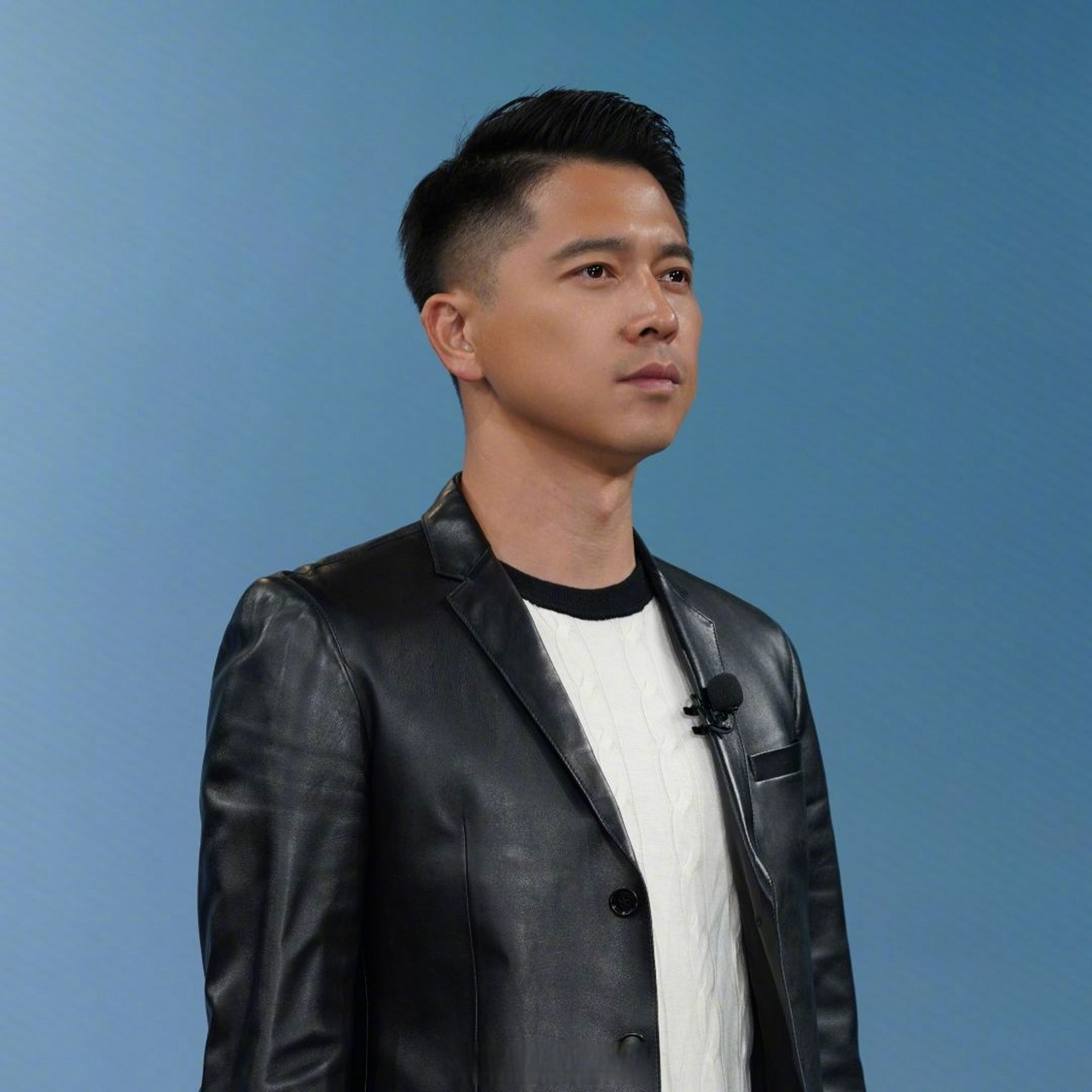 好多人还不知道王雷是谁……其实你们看看照片就知道了[捂脸]