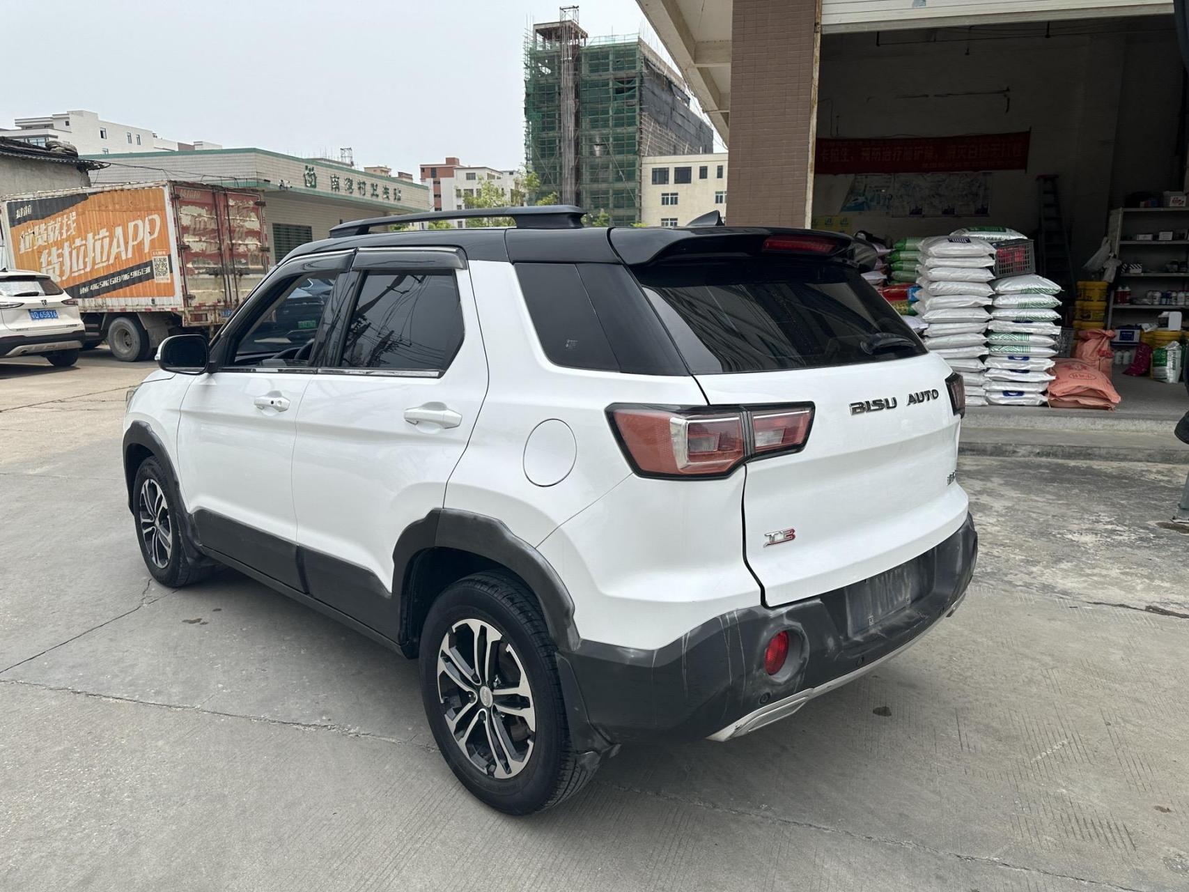 2017年北汽 比速t3  1.