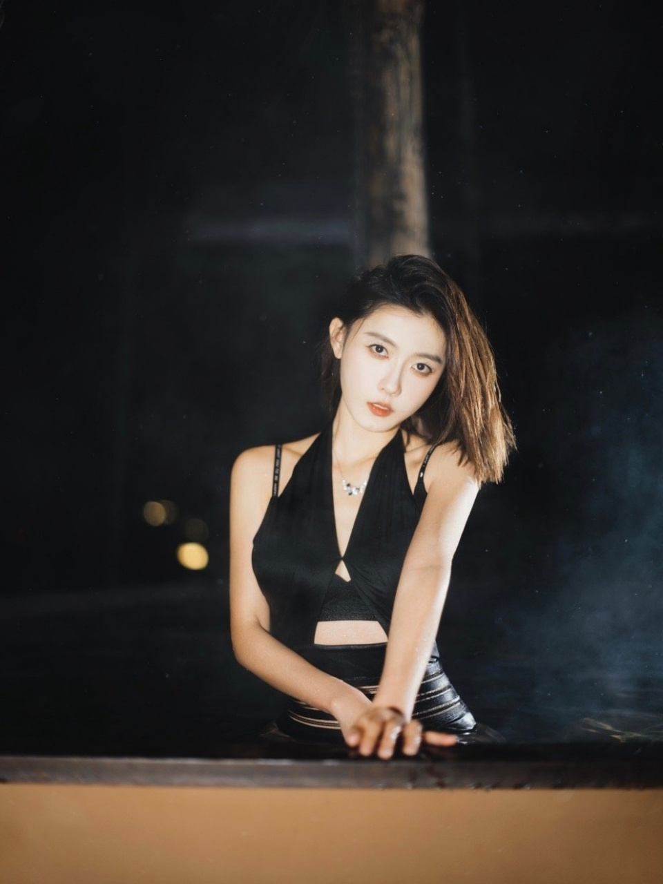 聂小雨重口味泳装写真,这是要把自己煮了嘛? ps:我们不吃人[捂脸]