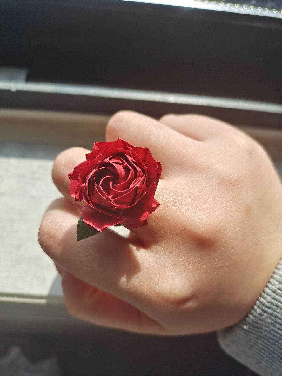 送你一朵玫瑰花95 送你一朵折纸玫瑰花戒指