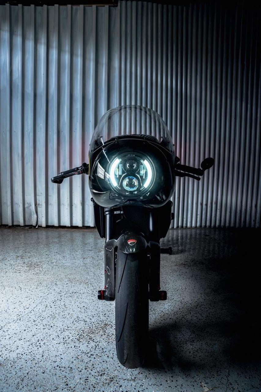 2007年的杜卡迪 1098,来自纽约的ronaldo ferreti 花了两年时间在社区