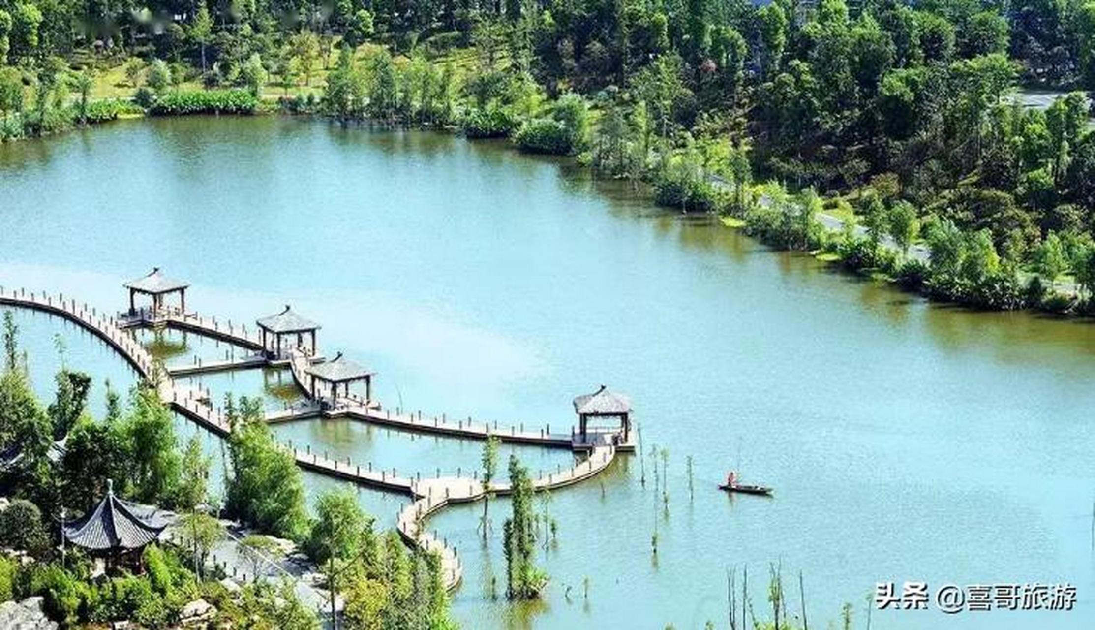 重庆市璧山好玩的地方有:漫水湾公园,龙珰山公园,金冠房车营地公园