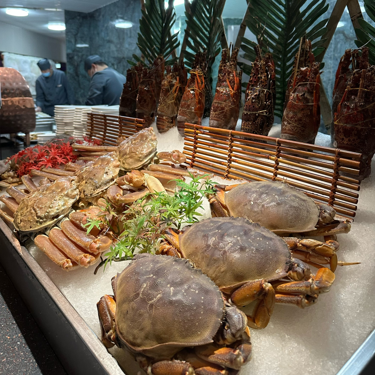 济南丰卓会海鲜自助攻略 去的话提前打电话留位置 晚上是五点半开餐