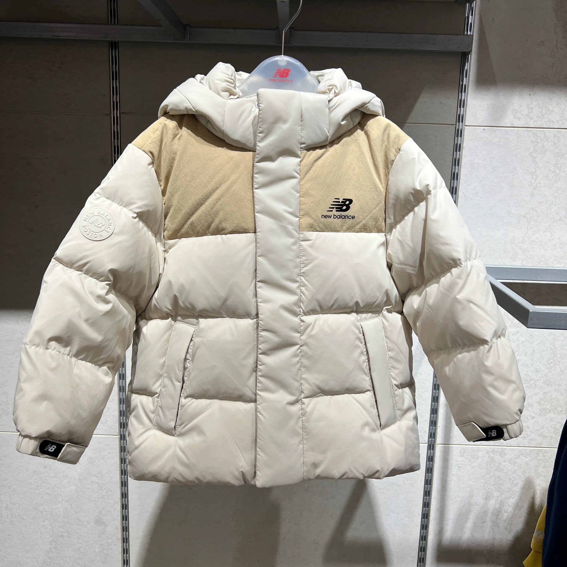 nb 亲子款羽绒服 新百伦童装新羽绒服可做亲子款 成人有同系列的配色
