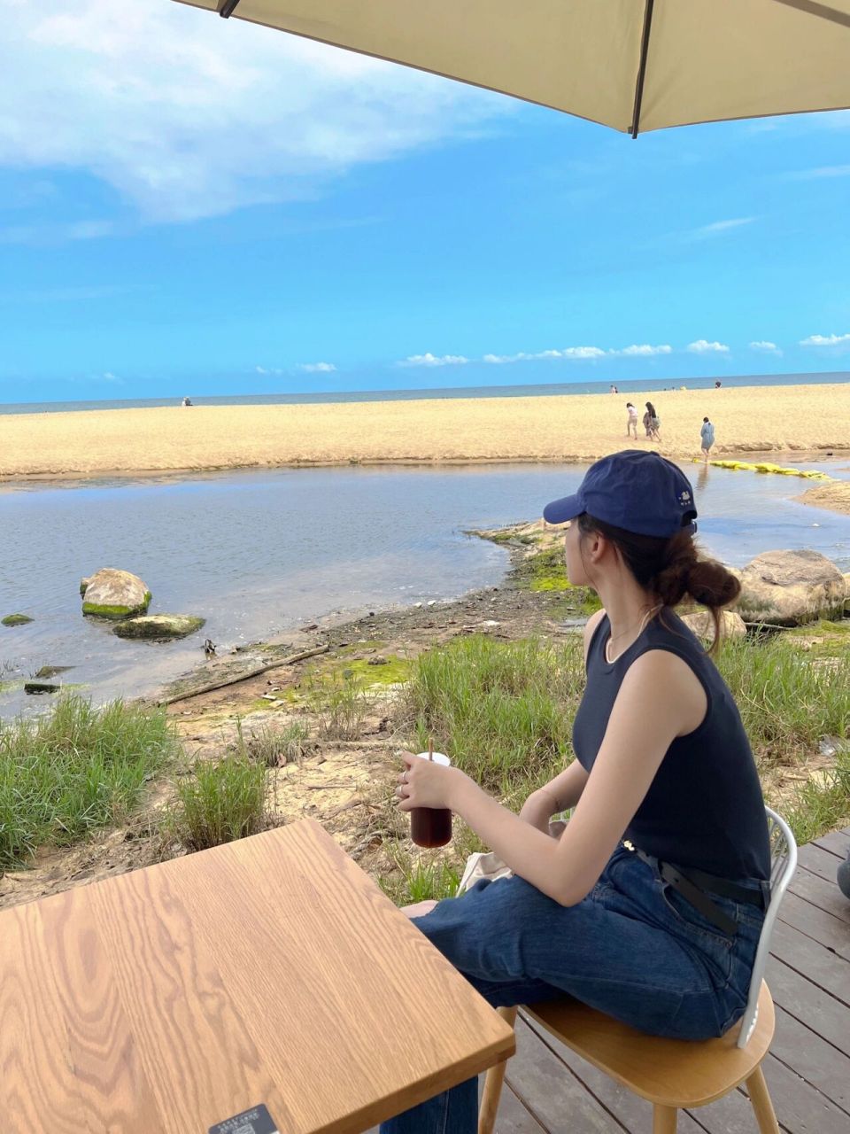 微胖女生头像一 觉得不出脸的 很适合头像 日月湾太出片呢 东西也很