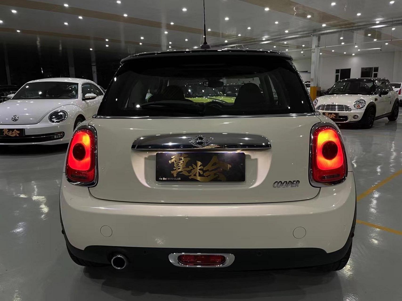 mini cooper f56经典派 胡椒白  17年上户 个人一手车 3.