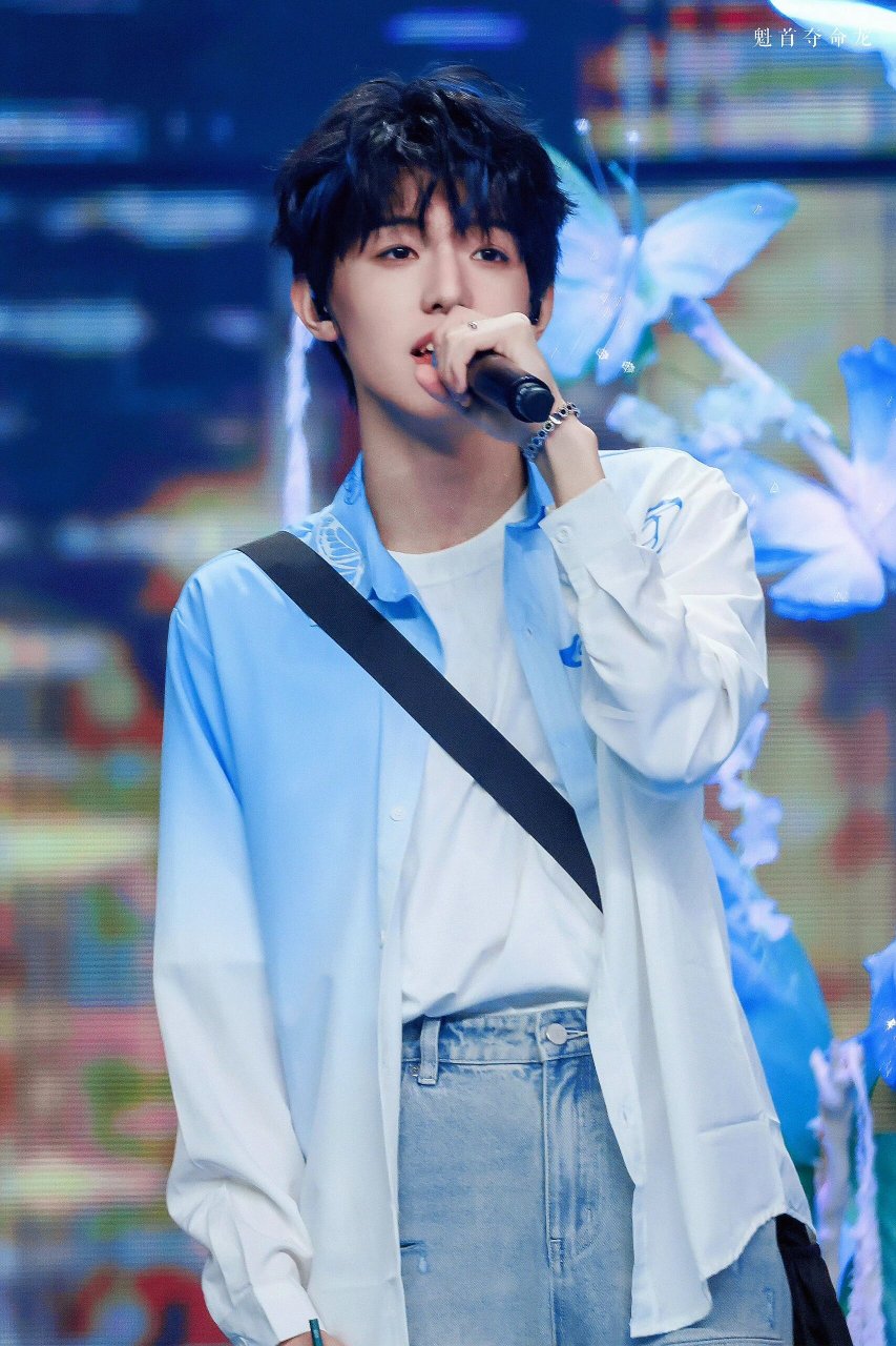 01张泽禹壁纸01(三十八)                tf家族 90《登陆计划