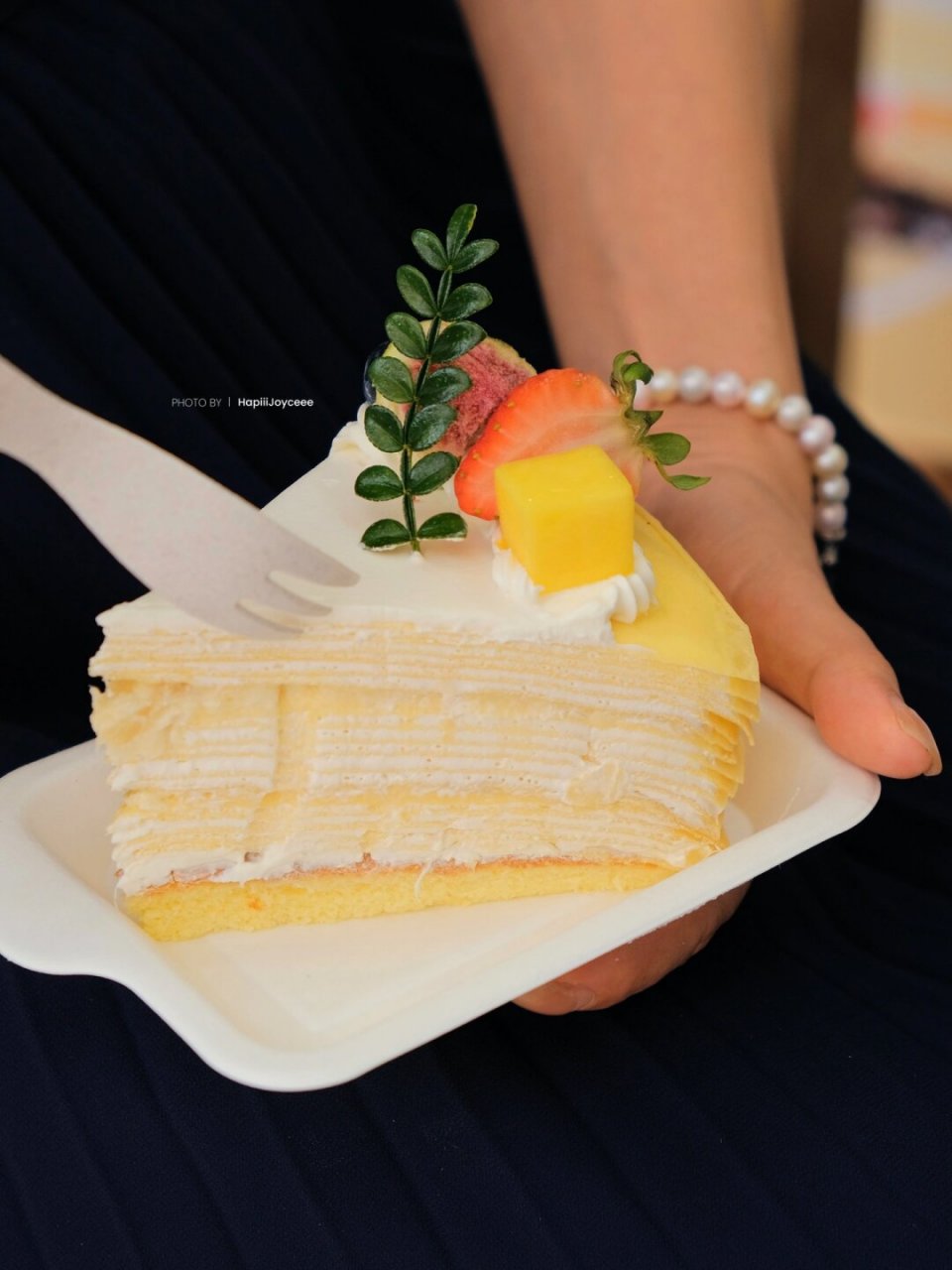 91 给家人订生日蛋糕 发现玛芝莲居然出了一个榴莲千层90 2.