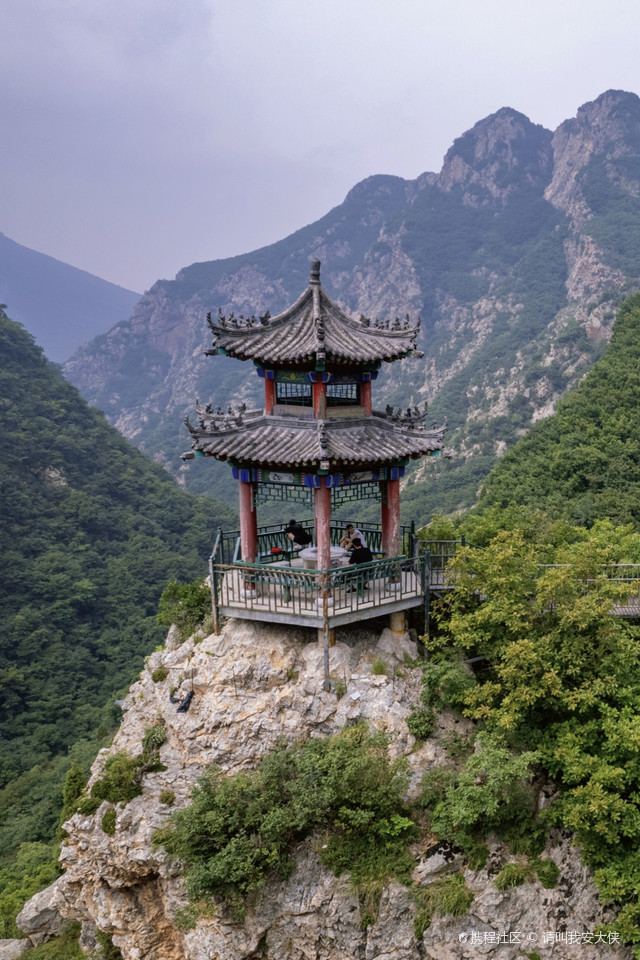营口赤山一天的早晨从爬山开始_赤山风景区攻略