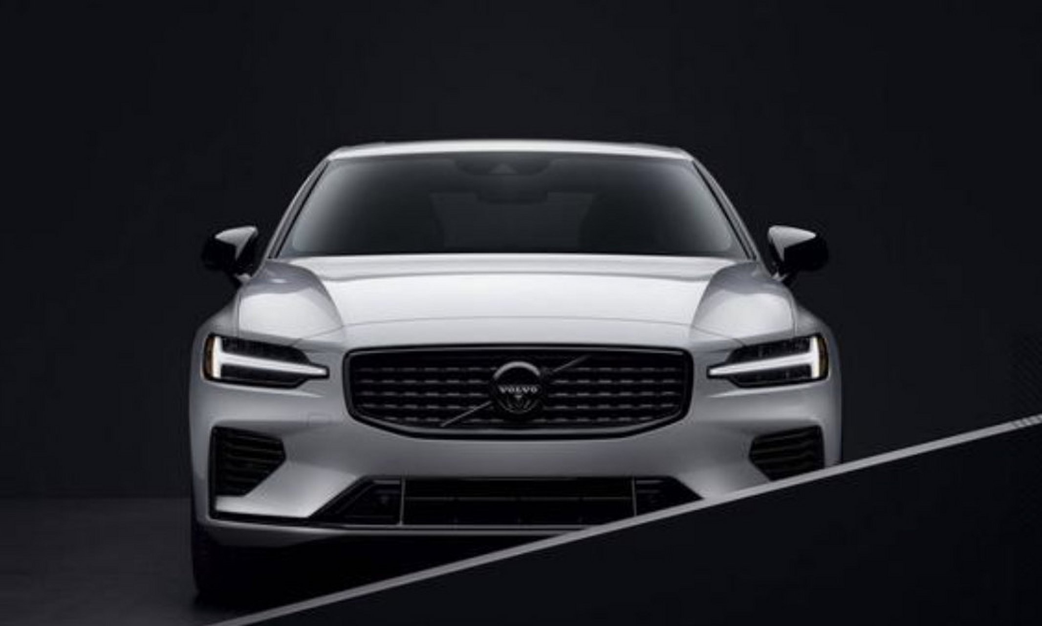 【仅在北美市场销售 沃尔沃s60 black edition官图发布】日前,沃尔沃