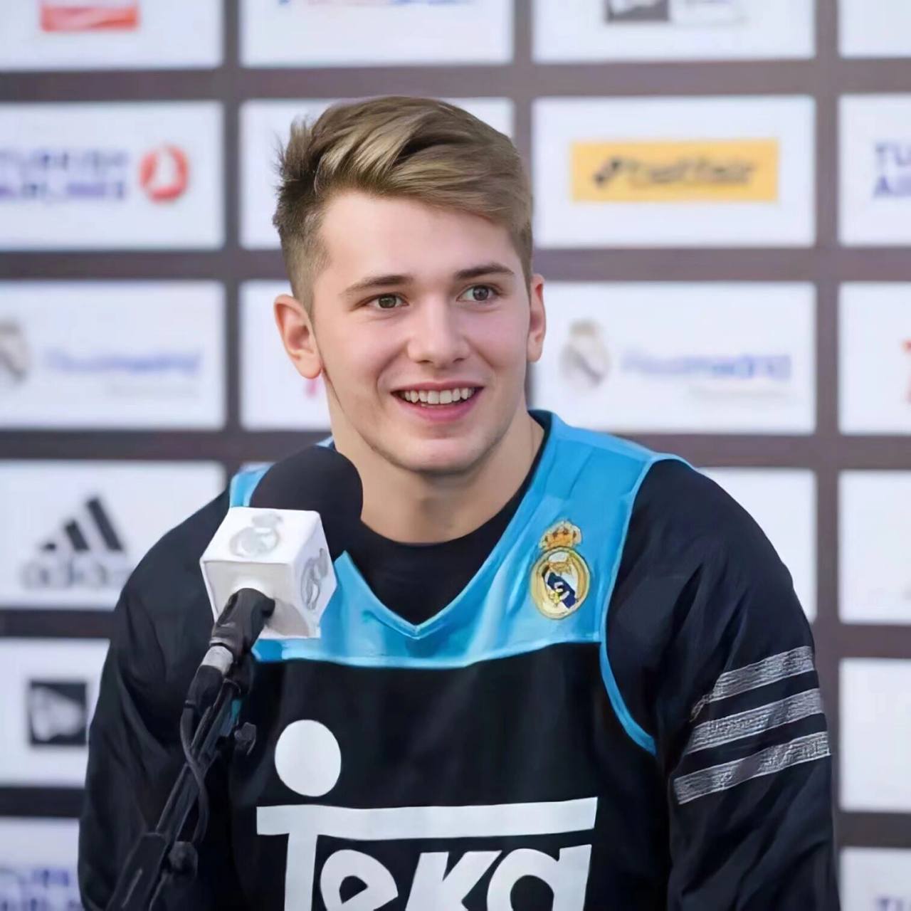 分享一组独行侠东契奇头像