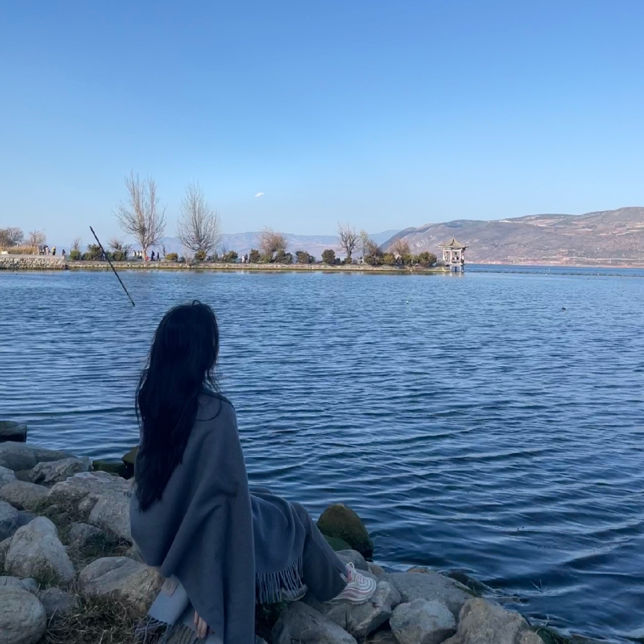 女生61背影合集 hhhhh突然发现一年下来拍了好多背影照片不得不说