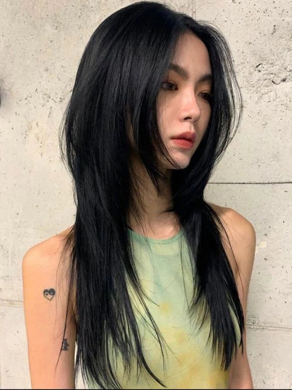 又酷又减龄的高层次长发太美了不用考虑长度 以头发的结构来表达发型