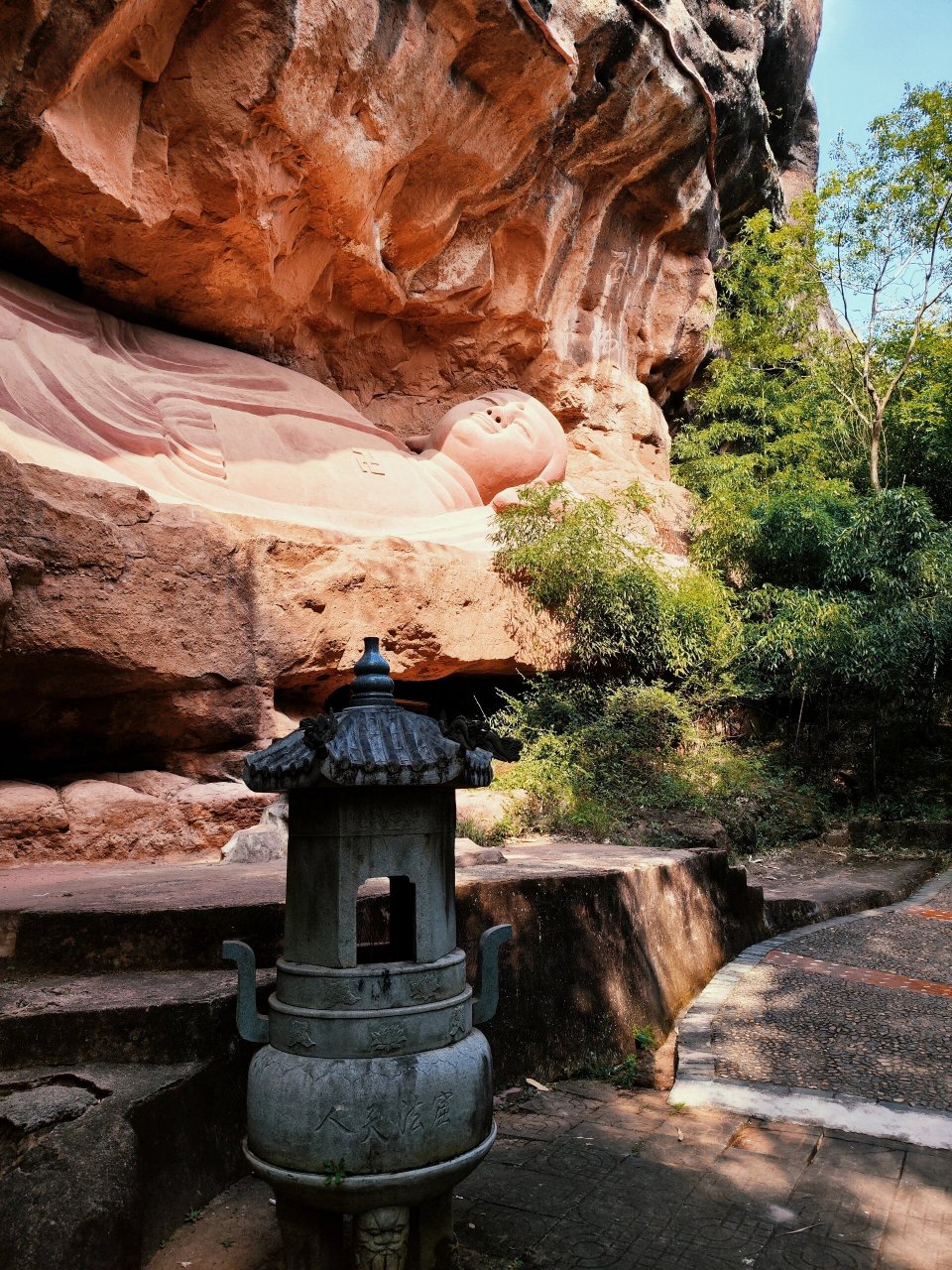 赣州江南第一石窟——通天岩 通天岩石窟开凿于唐朝,兴盛于北宋,历经