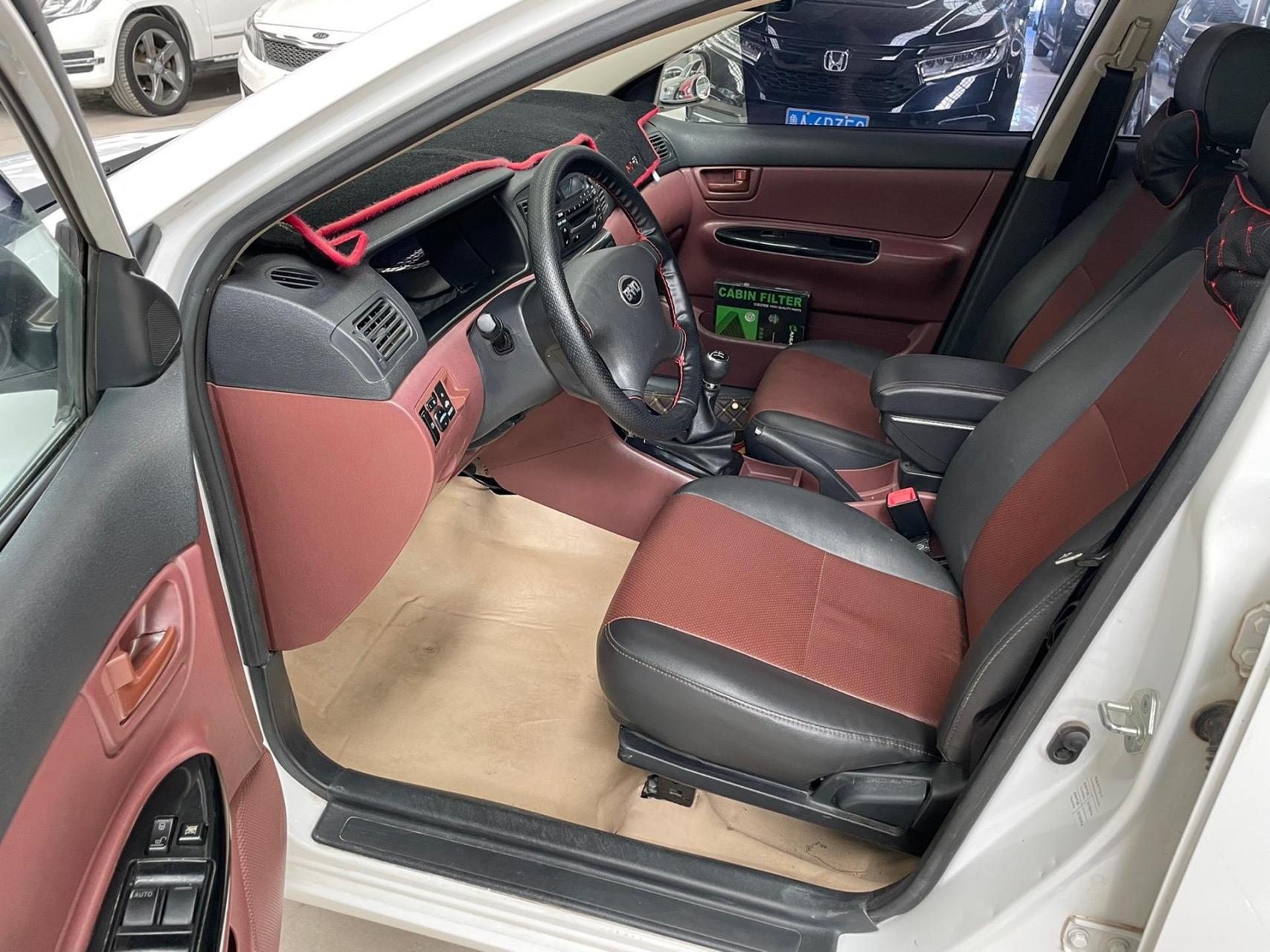 2017年上牌比亚迪f3.