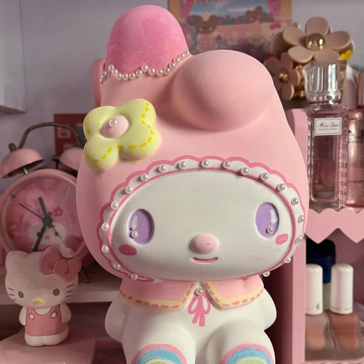 石膏娃娃 这两天忙着搬家,好几天没更新啦, 更新一个美乐蒂石膏娃娃