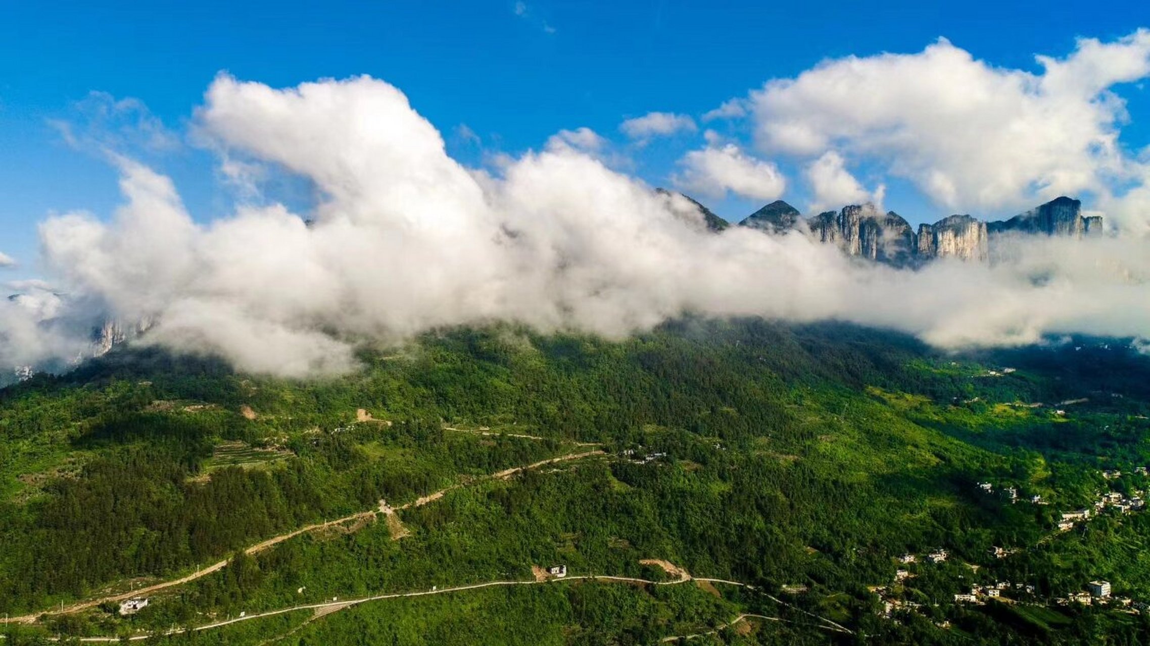 恩施大峡谷云海攻略:探索仙境般的美景78 恩施大峡谷的云海,绝对是