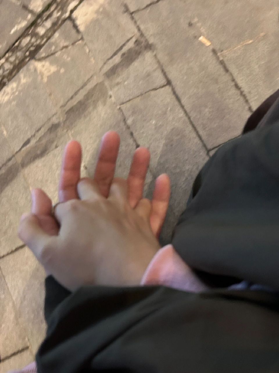 小写生活 大写爱 情侣牵手照91