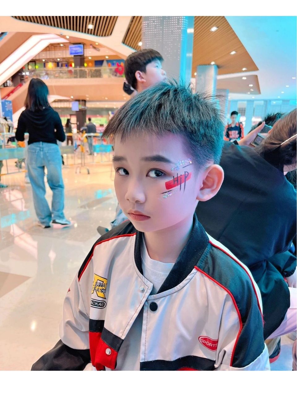 超酷的街舞男孩妆造 六一儿童节到了,儿童妆造你想好了吗?