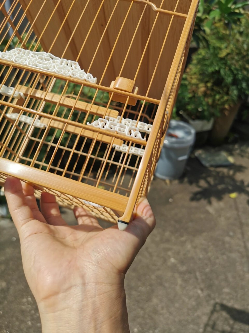 精品鸟笼绣眼笼 精品鸟笼,纯手工骨配饕餮绣眼板笼.收藏首选